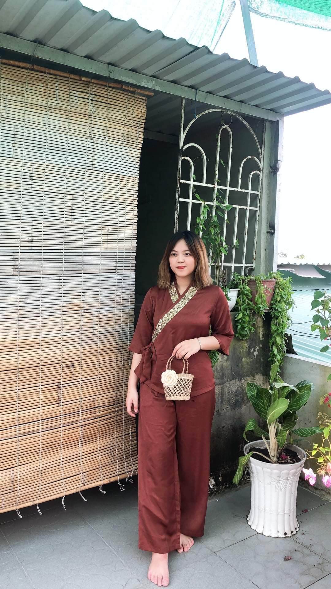 Bộ nữ phật tử đi chùa vải lụa cao cấp lụa pháp (nâu)