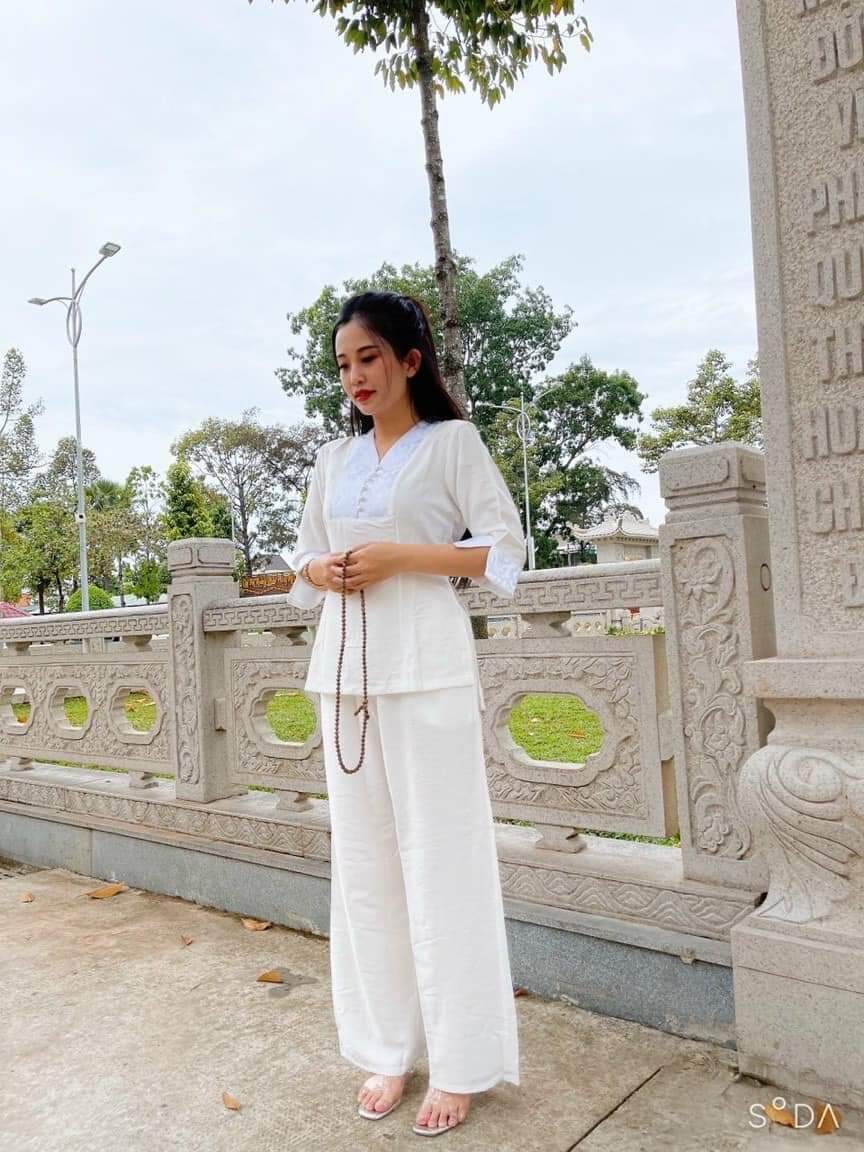 Đồ lam mẫu lụa phối tơ cao cấp (trắng)