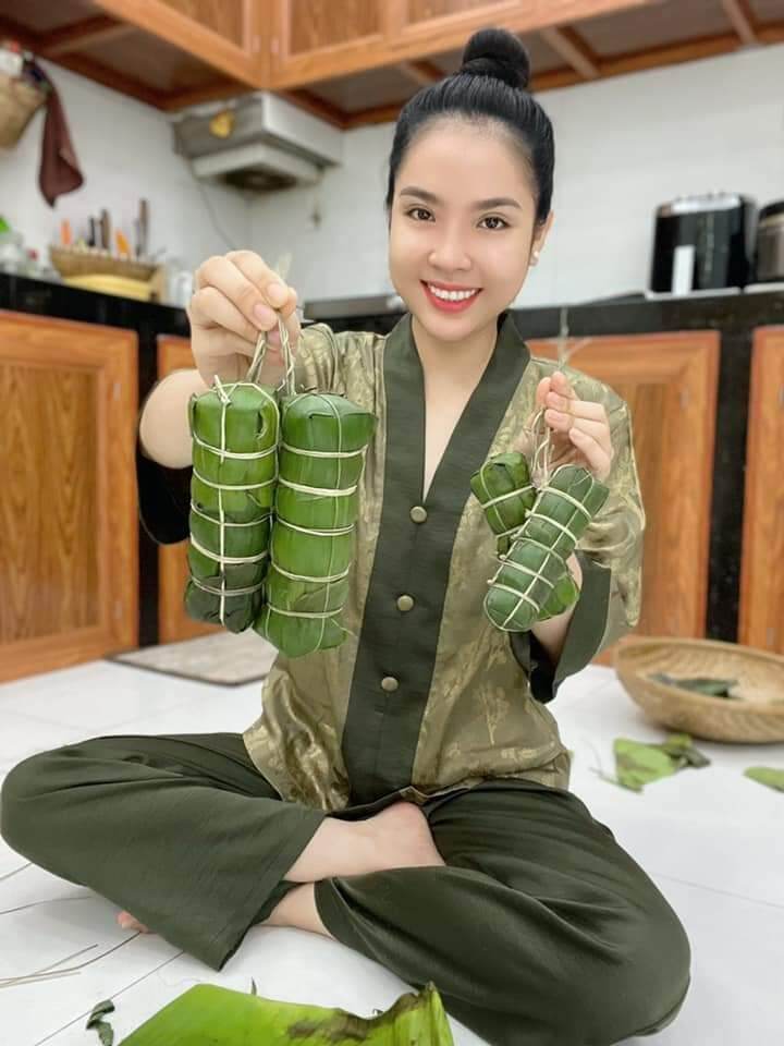 Đồ bộ đi chùa gấm cao cấp (xanh rêu)