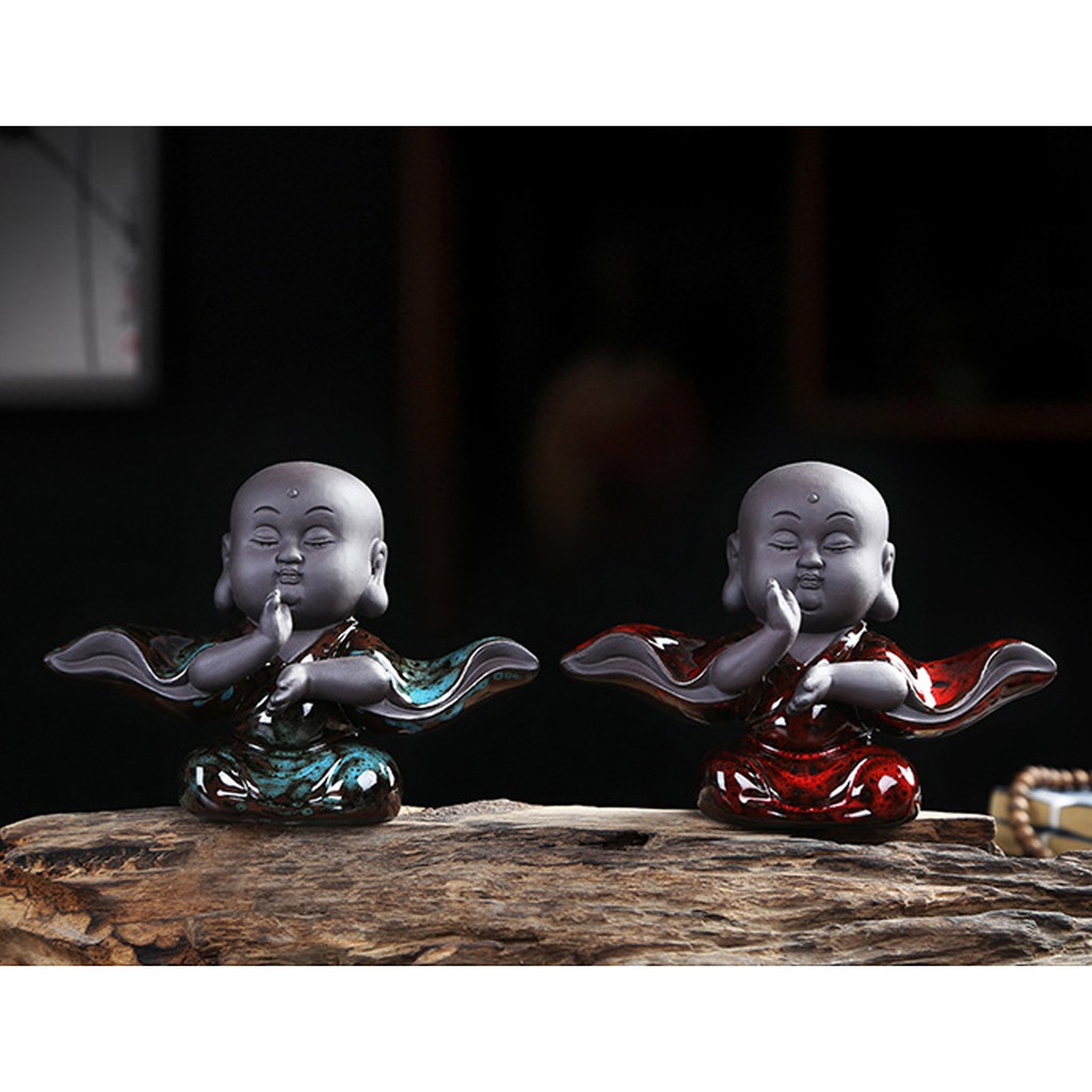 Tượng Tu Sĩ luyện công bằng gốm tử sa