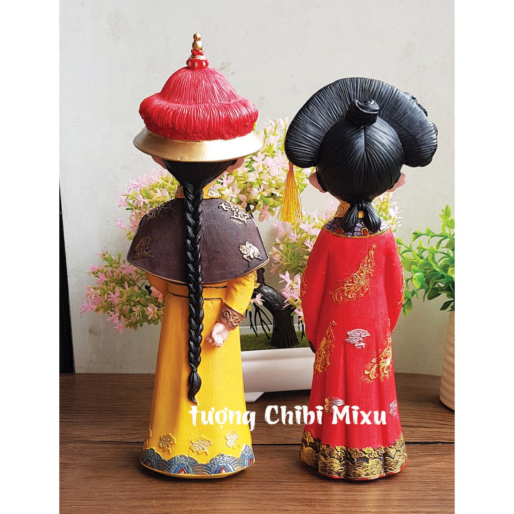 Bộ 02 tượng Hoàng Thượng và Hoàng Hậu size 18cm cổ trang 3D sinh động