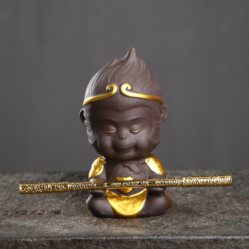 Kèm gậy Như Ý - Tượng chibi Mỹ Hầu Vương - màu đen dang tay