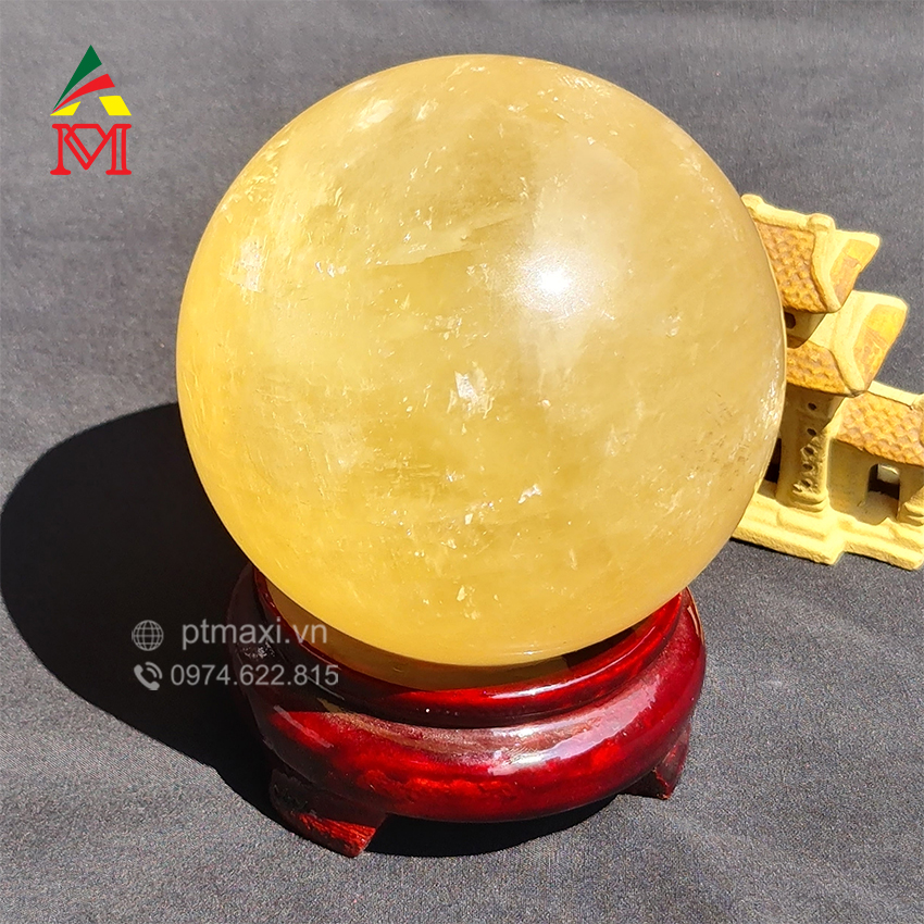 Quả Cầu Đá Thạch Anh Vàng Canxit 8Cm
