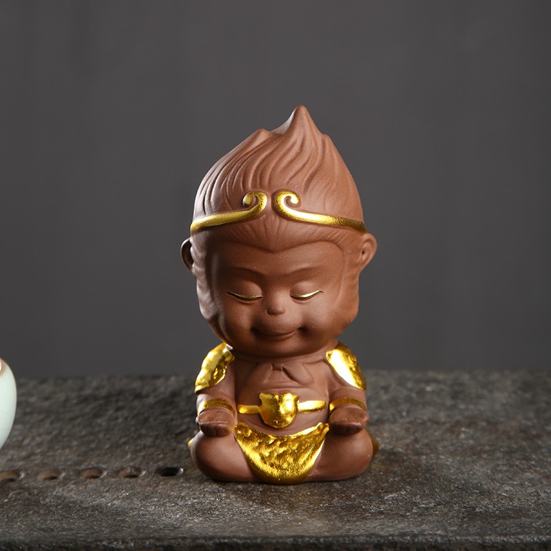 Tượng chibi Mỹ Hầu Vương- màu nâu dang tay