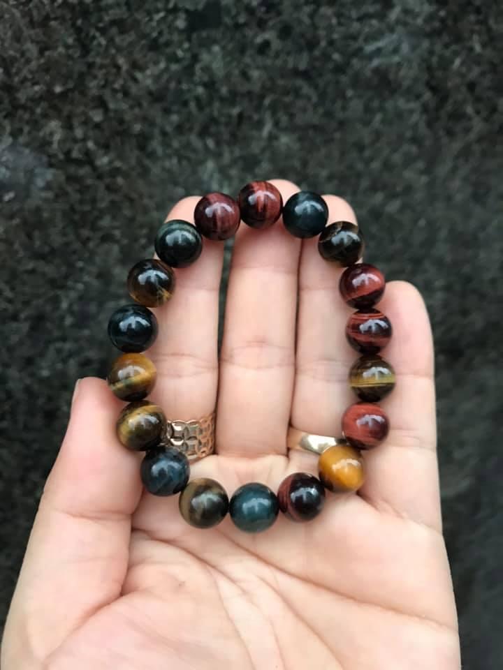 Vòng tay đá mắt hổ ngũ sắc - size M