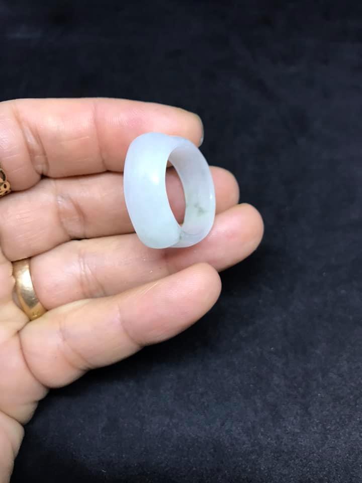 Nhẫn yên nhựa ngọc cẩm thạch trắng