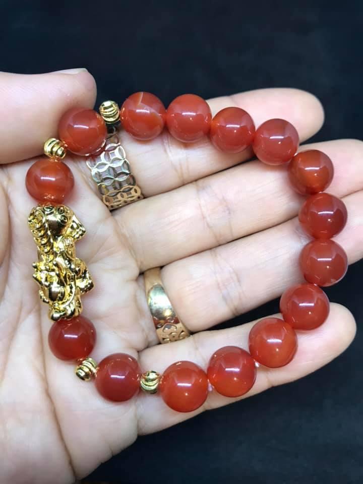 Vòng tay mã não đỏ mix charm tỳ hưu - 12MM