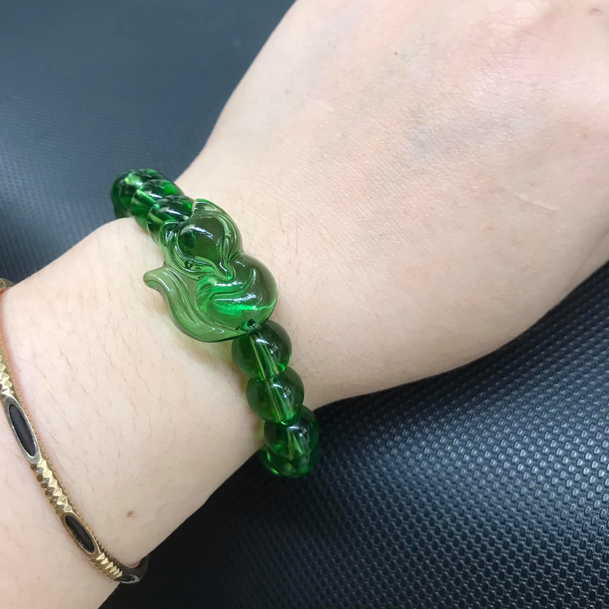 Vòng tay hồ ly đá poly xanh lá