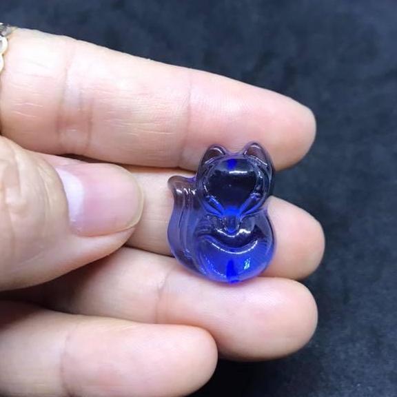 Mặt hồ ly đá poly xanh dương