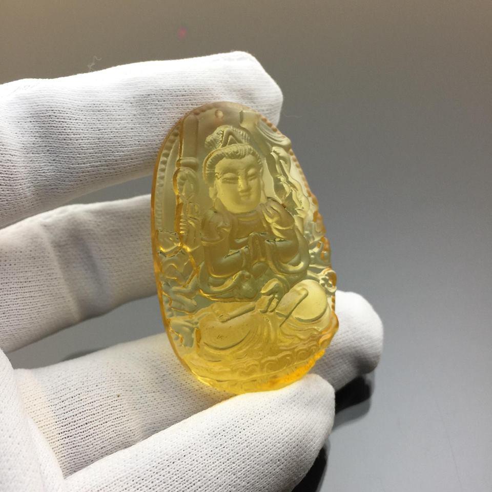 Mặt Phật Thiên Thủ Thiên Nhã pha lê vàng