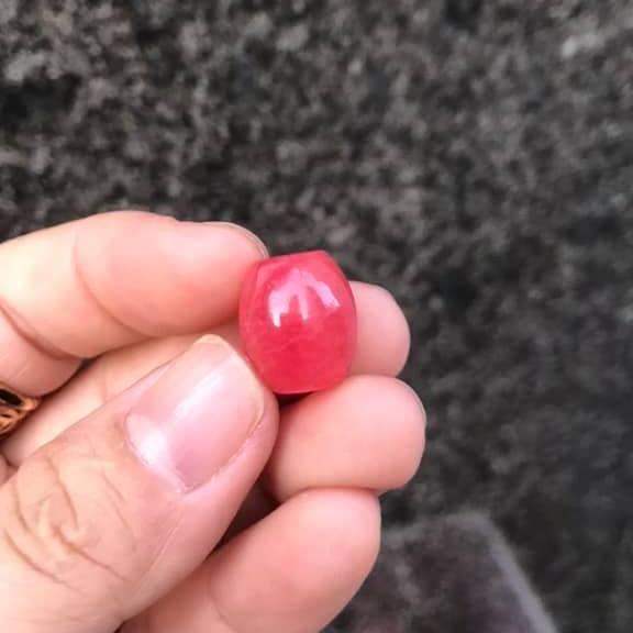 Mặt dây lu thống cẩm thạch đỏ hồng