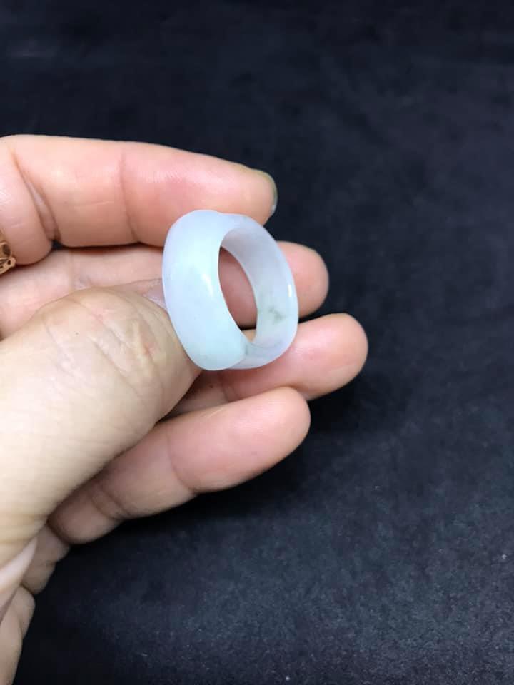 Nhẫn yên nhựa ngọc cẩm thạch trắng