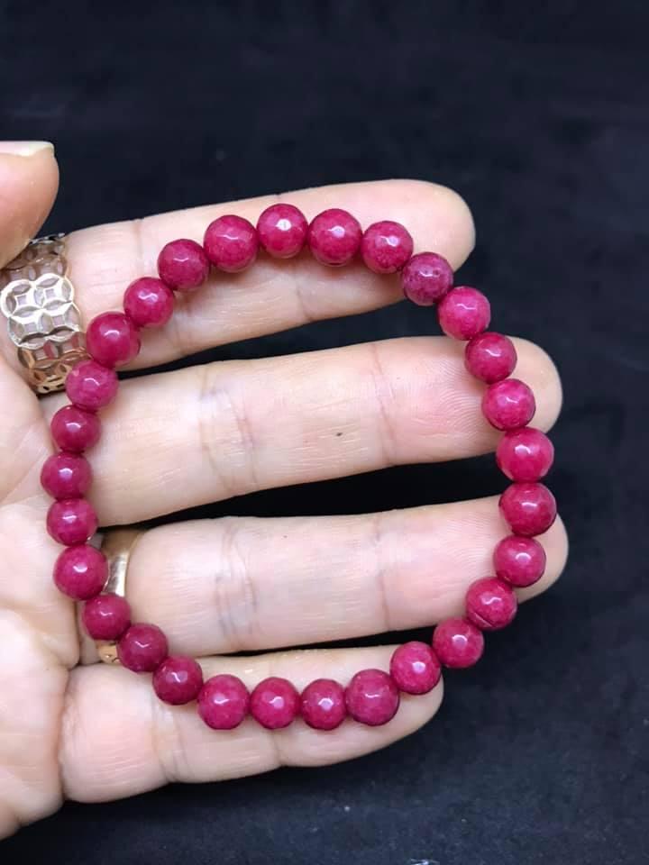 Vòng tay đá hồng ruby mài giác 6ly