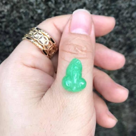 Mặt nhẫn tỳ hưu cẩm thạch