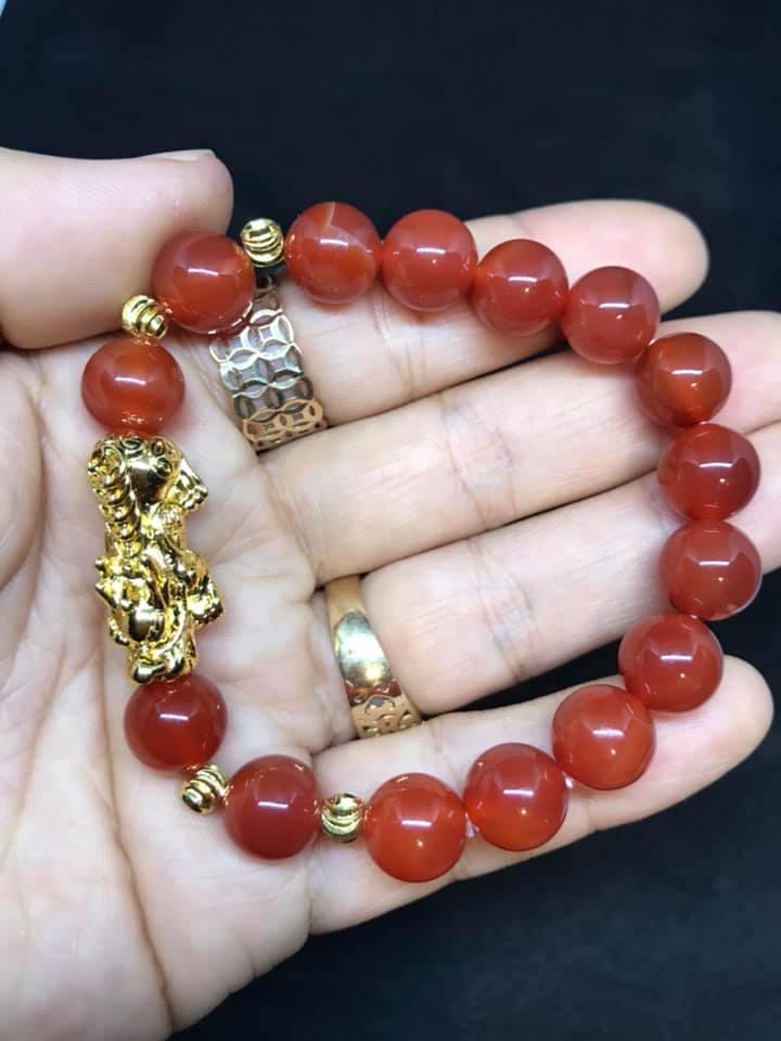 Vòng tay mã não đỏ mix charm tỳ hưu - 10MM