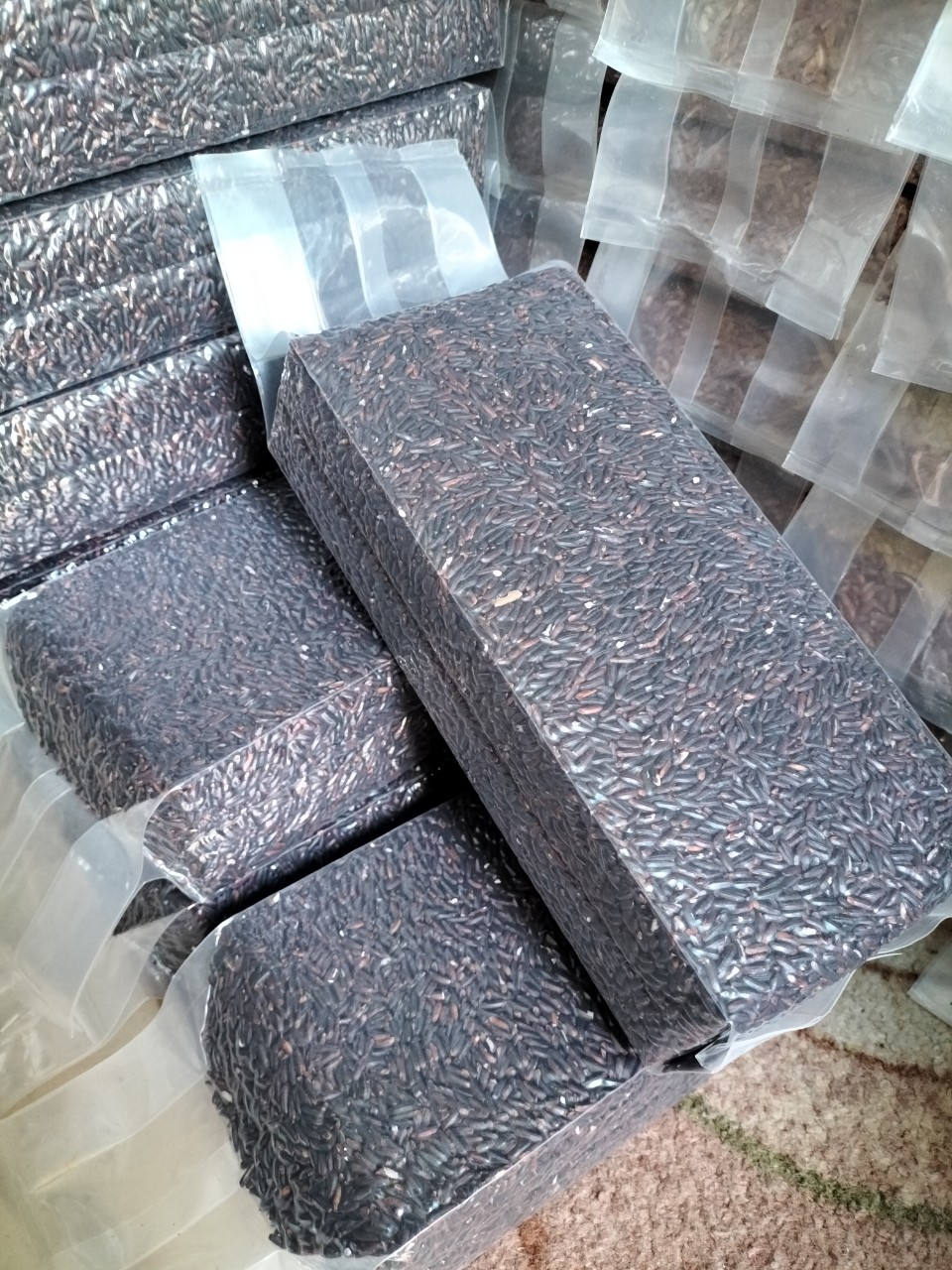 Gạo lứt đen Điện Biên