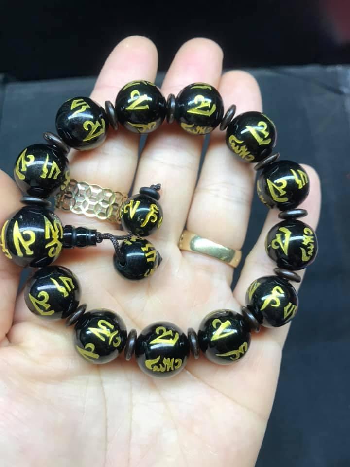 Vòng tay mã não đỏ bản dẹp 