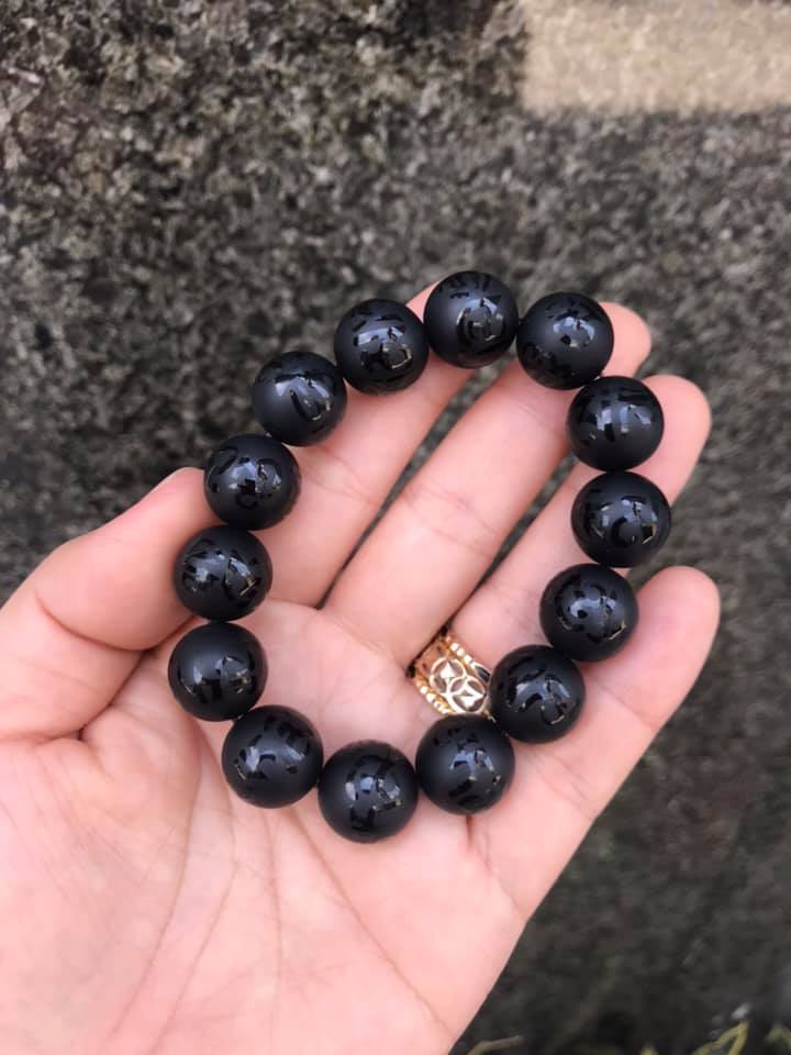 Vòng tay mã não đen khắc Chú Đại Bi 14ly