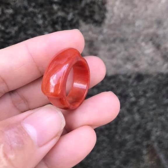 Nhẫn yên ngựa cẩm thạch huyết - 9