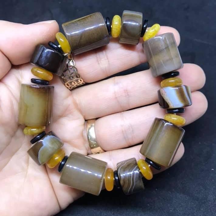 Vòng tay mã não Lạt Ma Tây Tạng size lớn