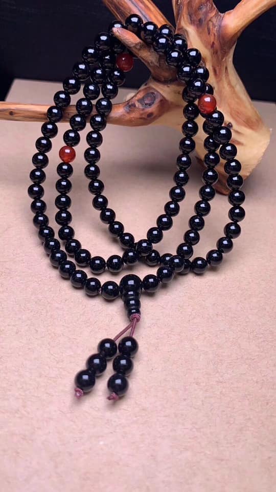 Chuỗi 108 hạt đá mã não đen 6ly