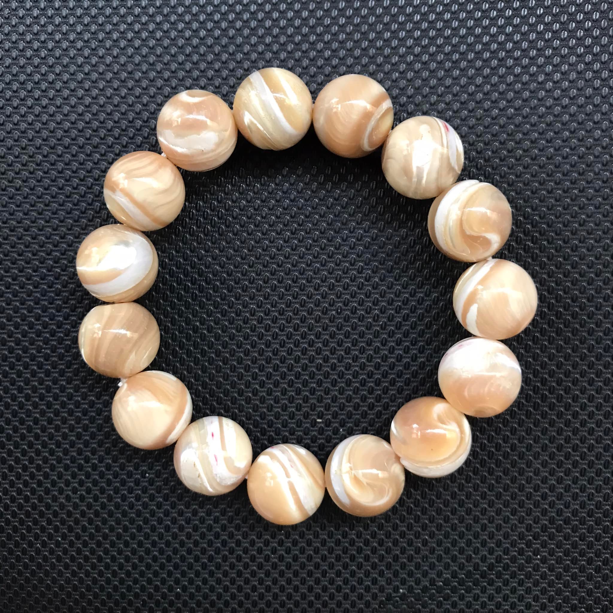 Vòng tay ốc xà cừ màu ngà 10ly