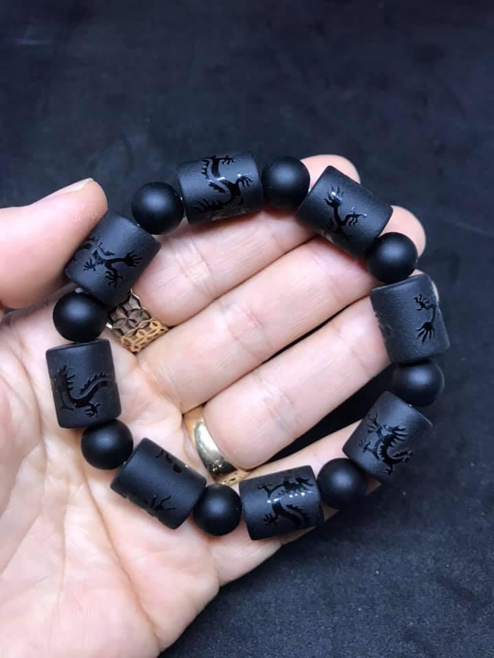 Vòng tay đốt trúc đá núi lửa đen - size L