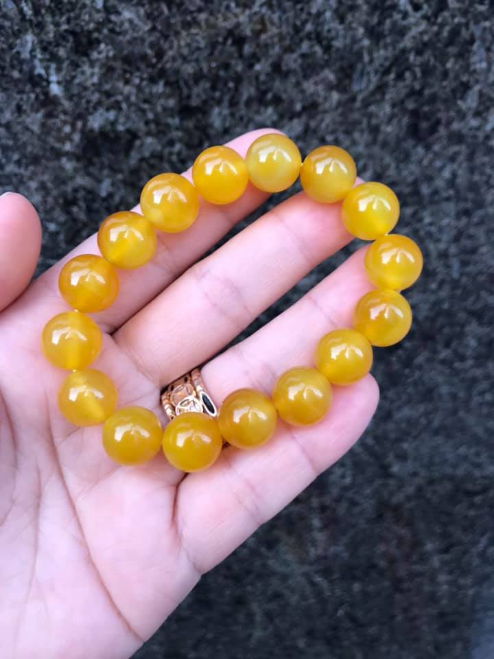 Vòng tay mã não vàng 12ly