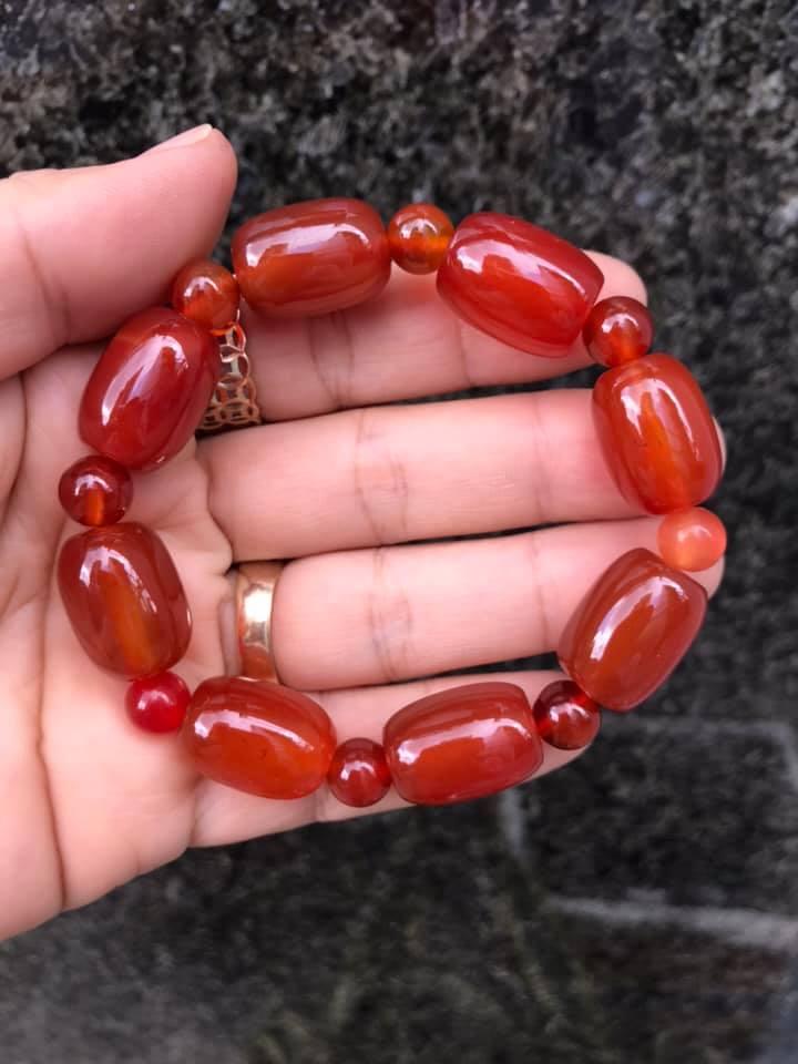 Vòng tay lu thống mã não đỏ mix hạt tròn