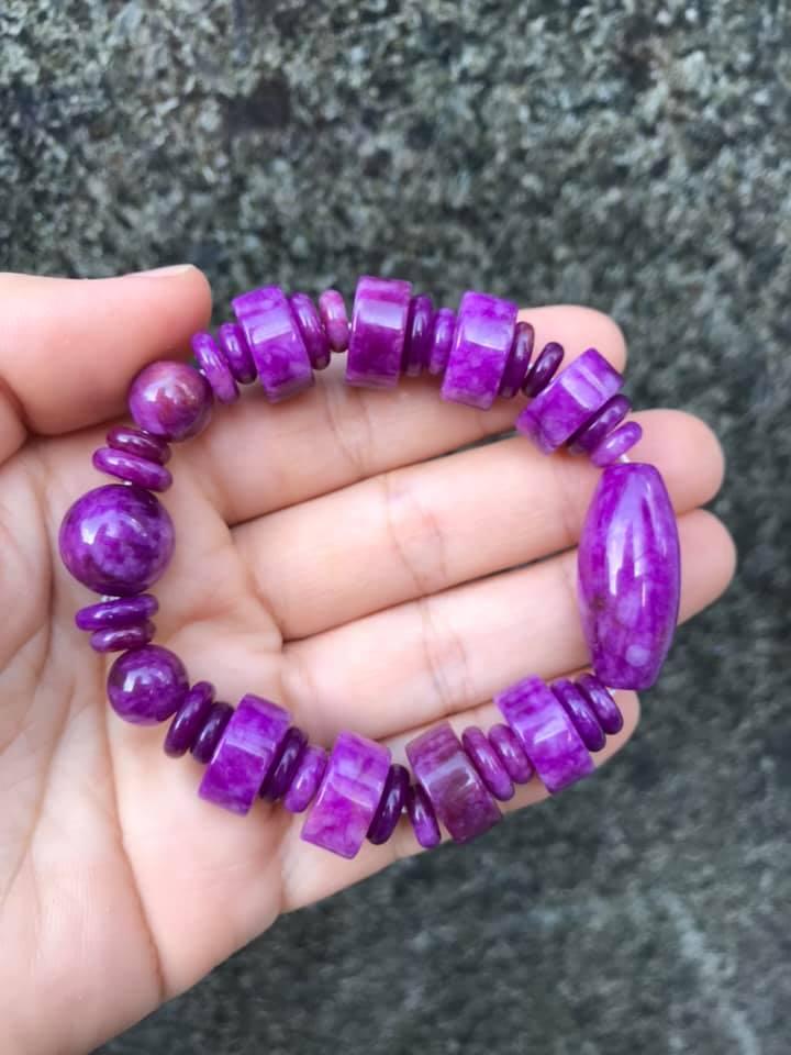 Vòng tay đá mắt rồng tím 14ly mix kiểu