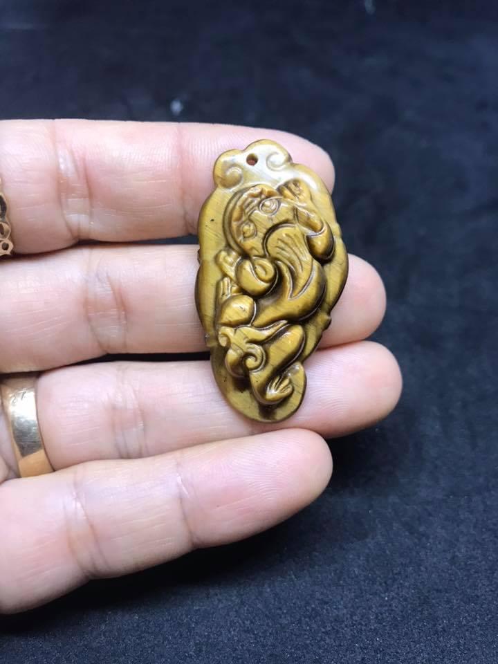 Tỳ hưu đá mắt hổ