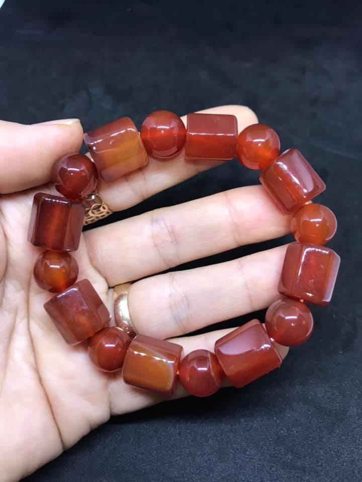 Vòng tay mã não đốt trúc đỏ 