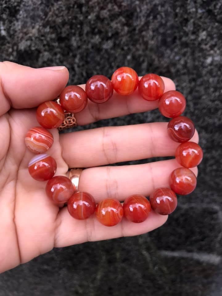 Vòng tay mã não vân bốn mùa 12ly