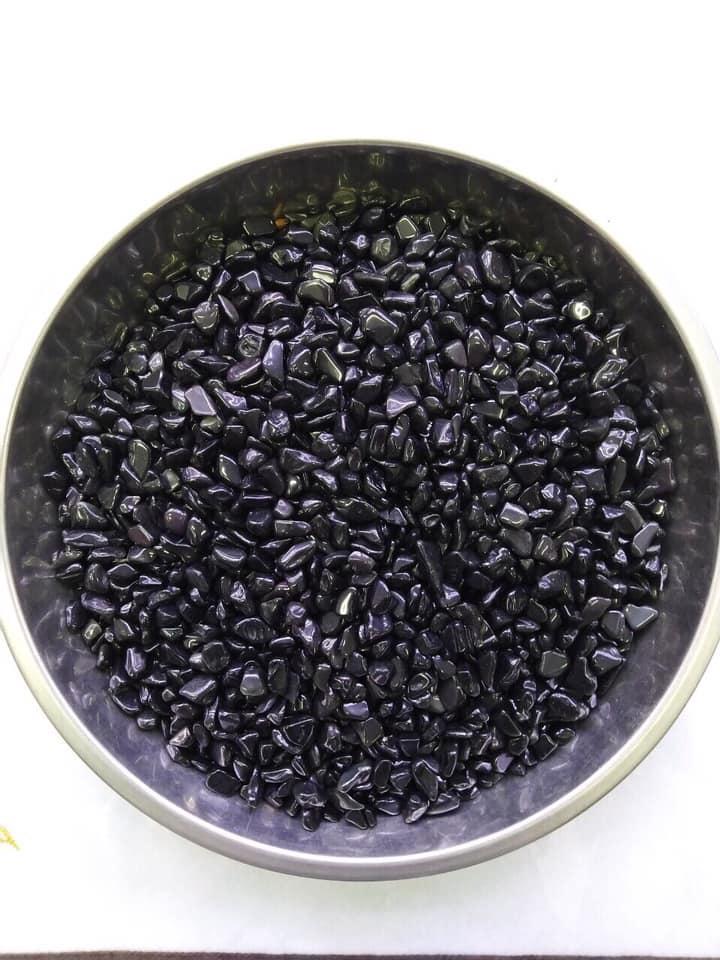 Tinh thể thạch anh vụn 1kg - đen