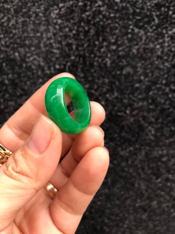 Nhẫn mã não xanh bản lớn ni 18