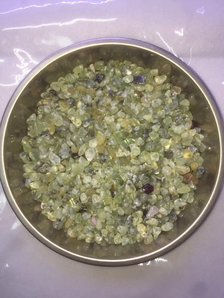 Tinh thể thạch anh vụn 1kg - vàng chanh