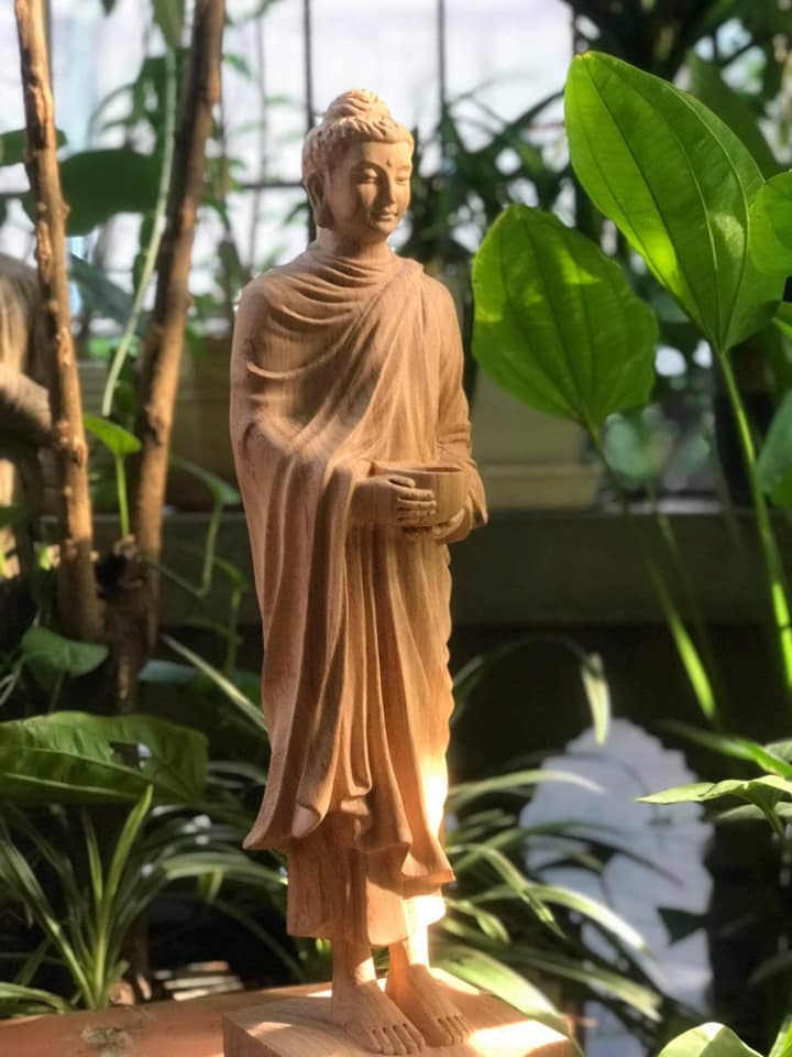 Tượng Phật Thích Ca khất thực  50cm