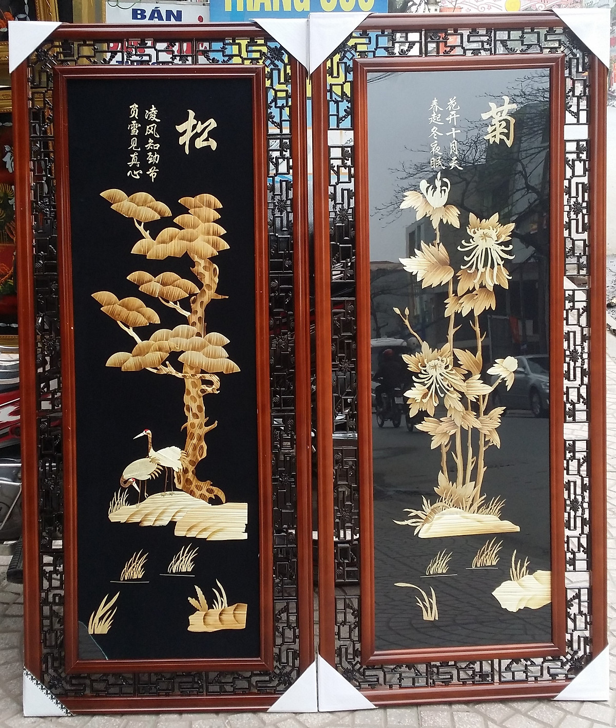 Tranh ghép lá - Tùng cúc trúc mai (khung nâu)