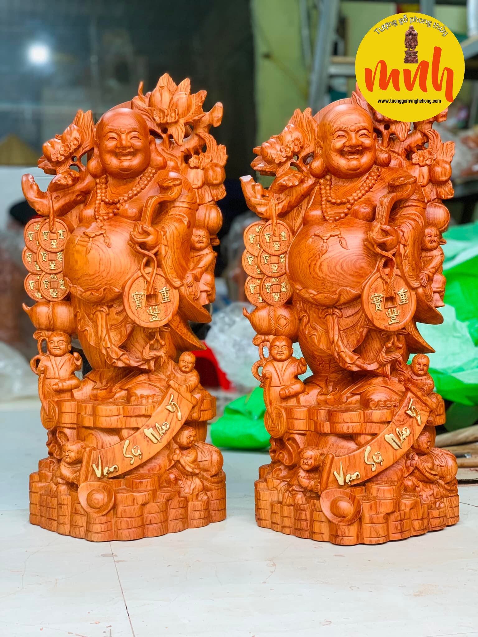 Tượng Phật Di Lặc Gánh Đào Gỗ Hương Đá