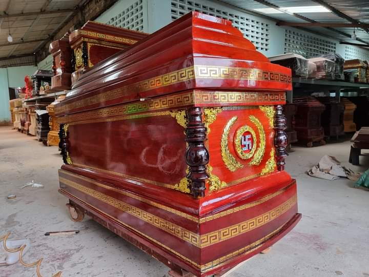 An táng gỗ căm xe trọn gói hoa tươi