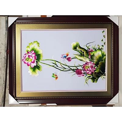 Tranh thêu tay - Hoa Sen - T248