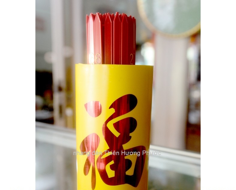 Ống xăm 100 thẻ