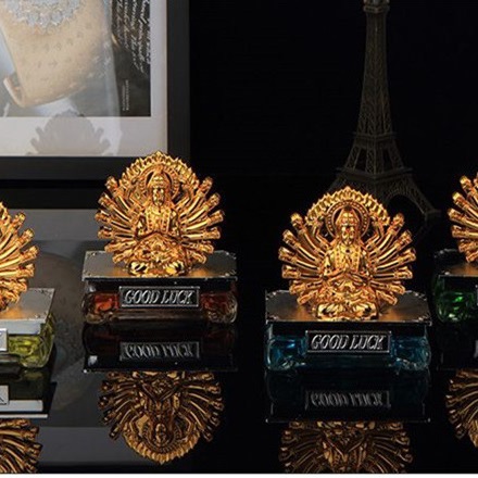 Phật nghìn tay để bàn hay ô tô