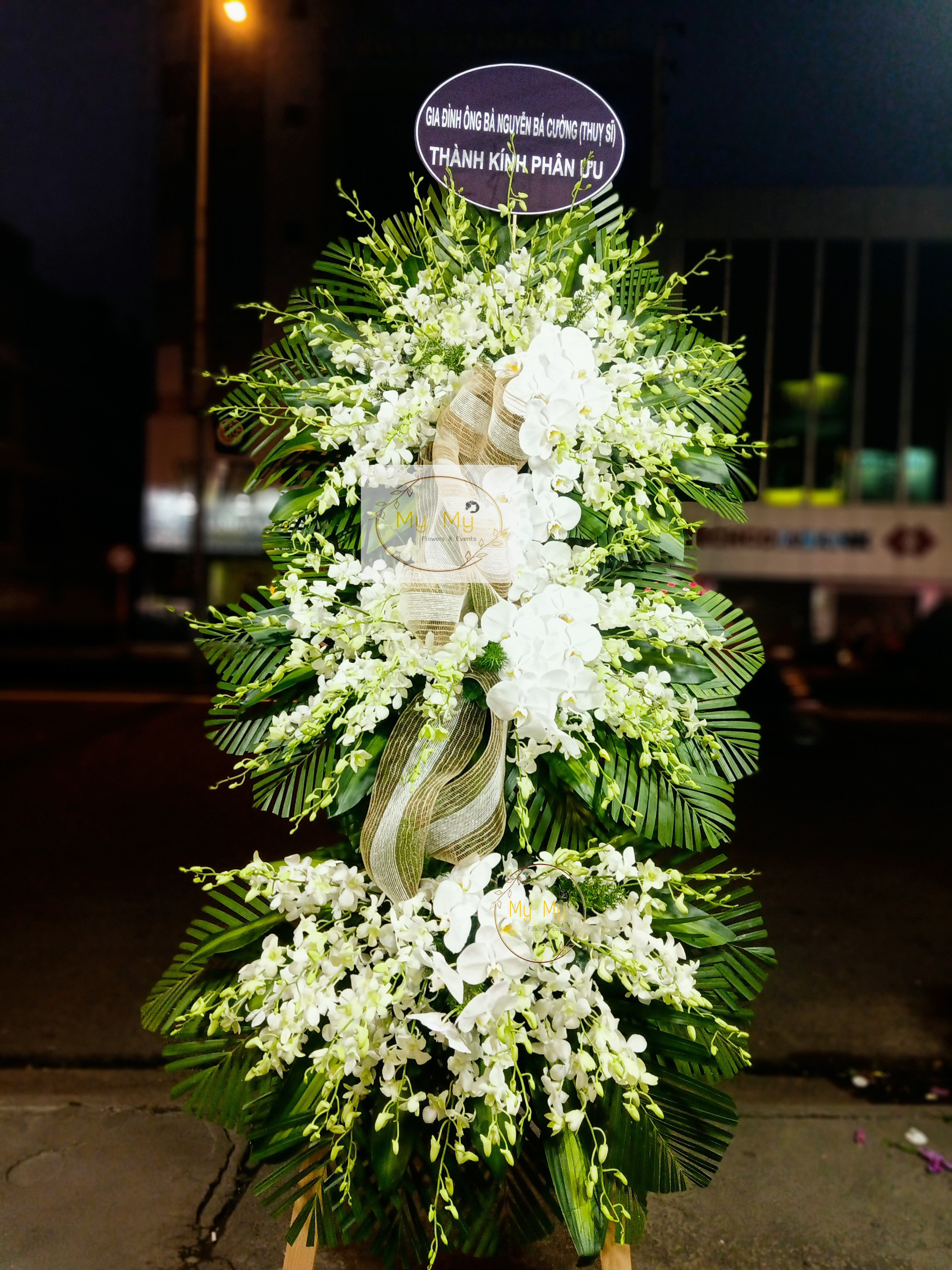 Hoa chia buồn mẫu 7