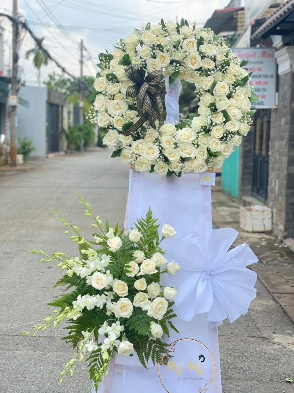 Hoa chia buồn mẫu 18