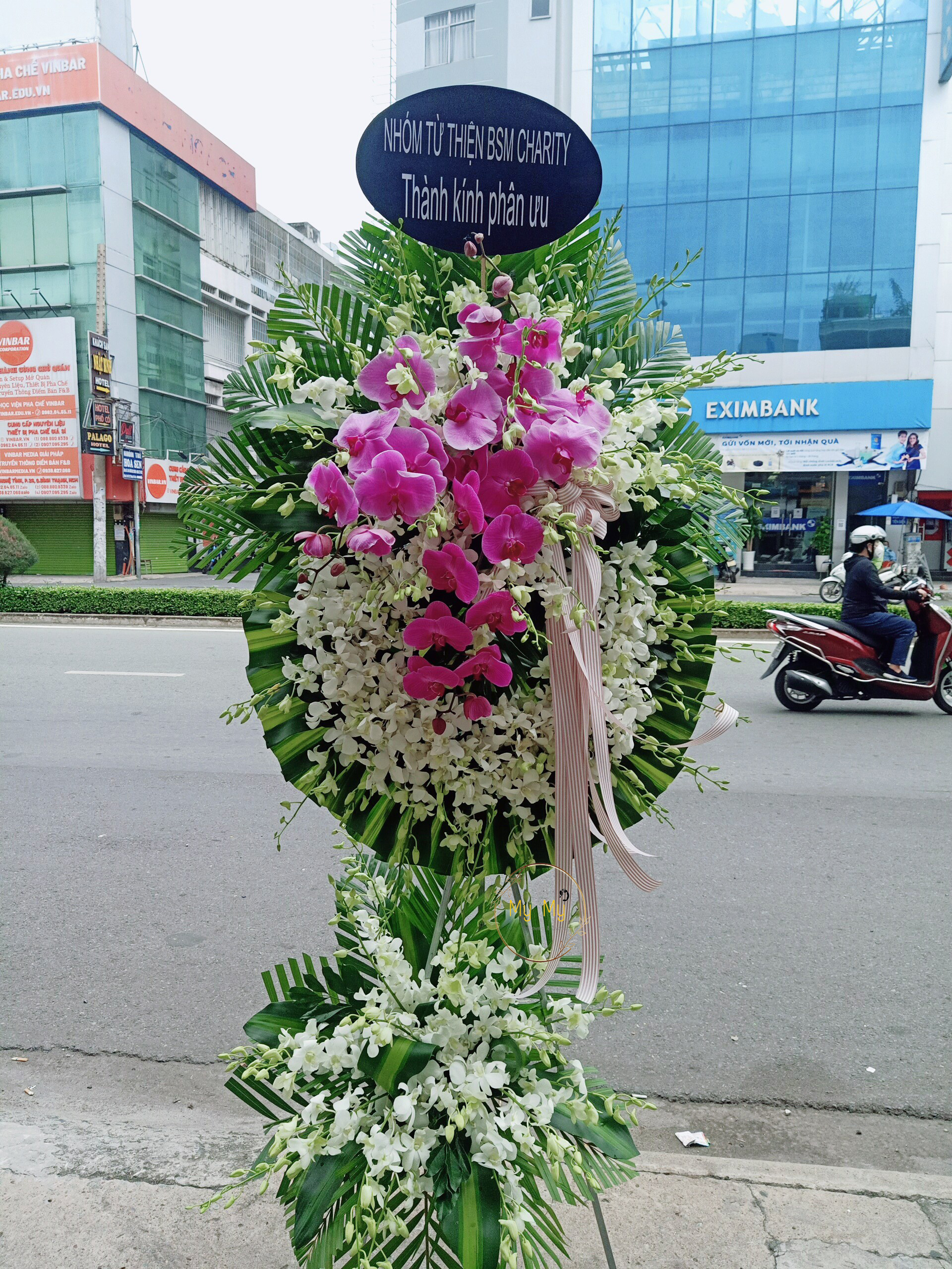 Hoa chia buồn mẫu 42