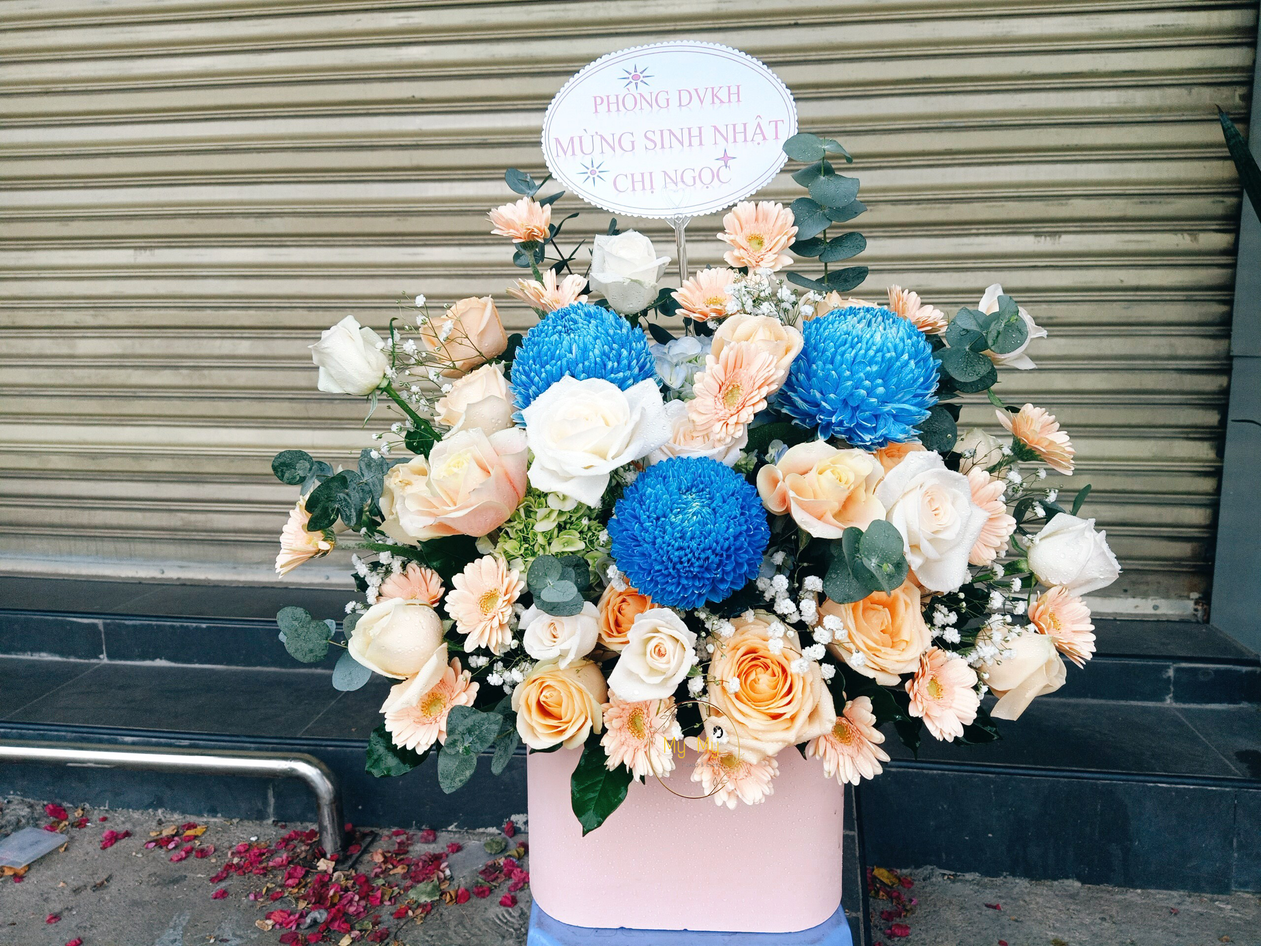 Hoa mừng sinh nhật mẫu 109