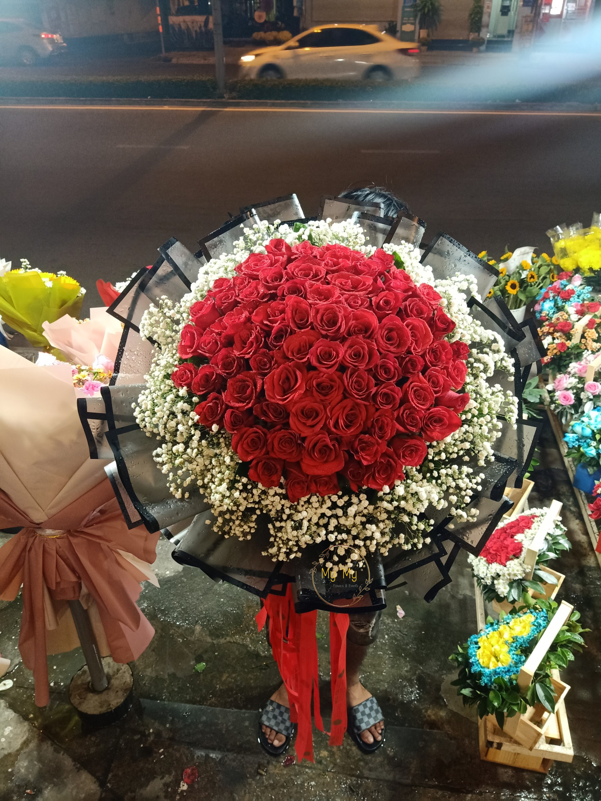 Hoa chúc mừng mẫu 83