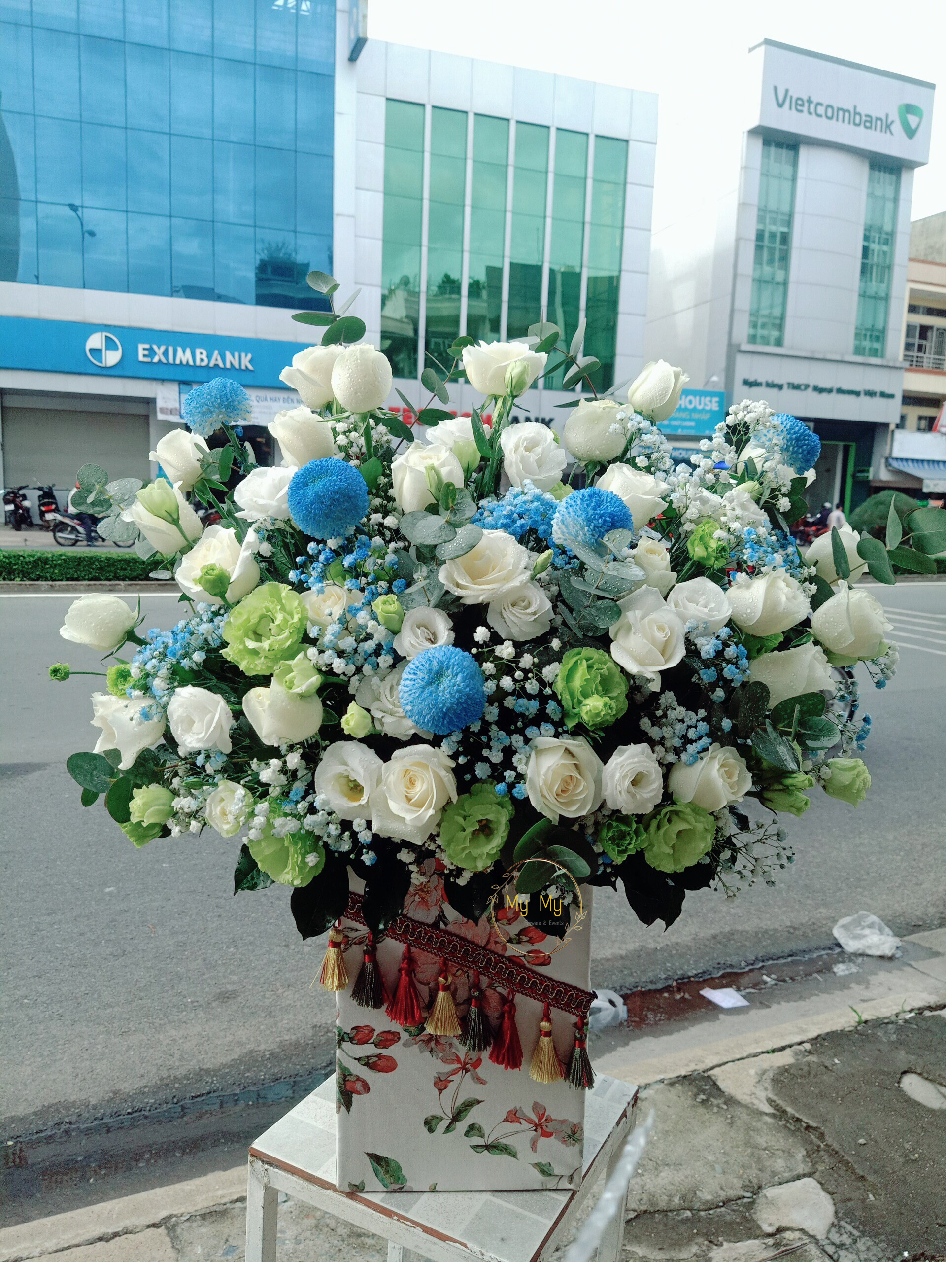 Hoa chúc mừng mẫu 101