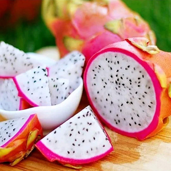 Thanh long ăn liền